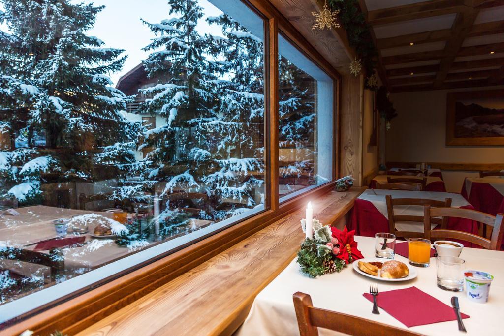 Hotel Sauze Oulx エクステリア 写真