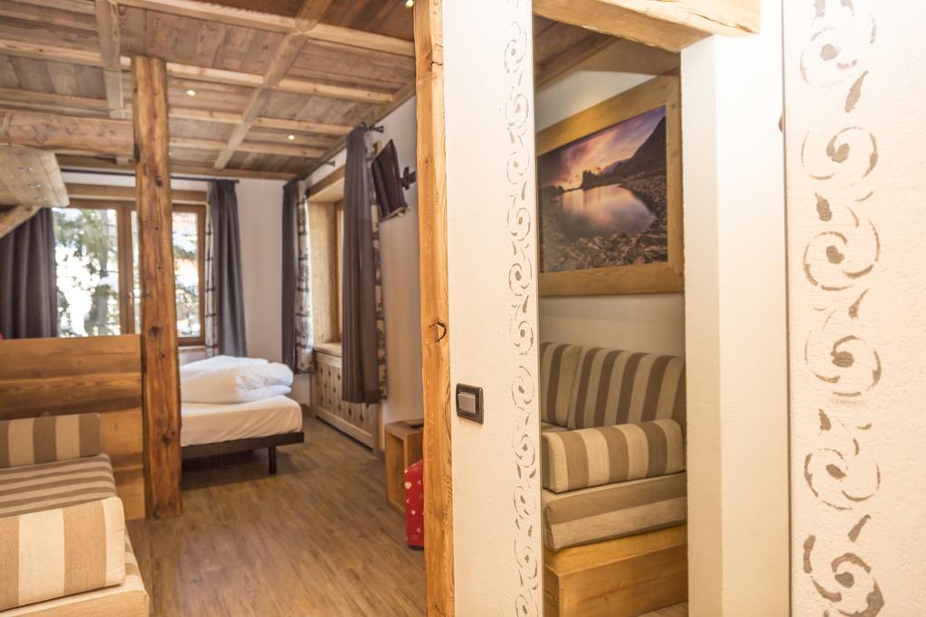 Hotel Sauze Oulx エクステリア 写真