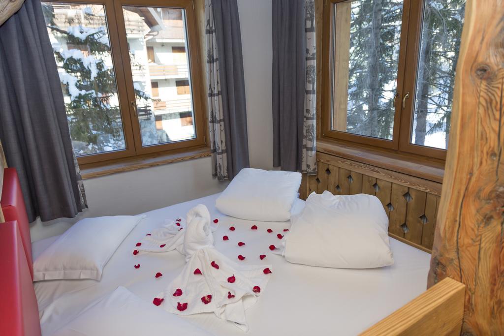 Hotel Sauze Oulx エクステリア 写真