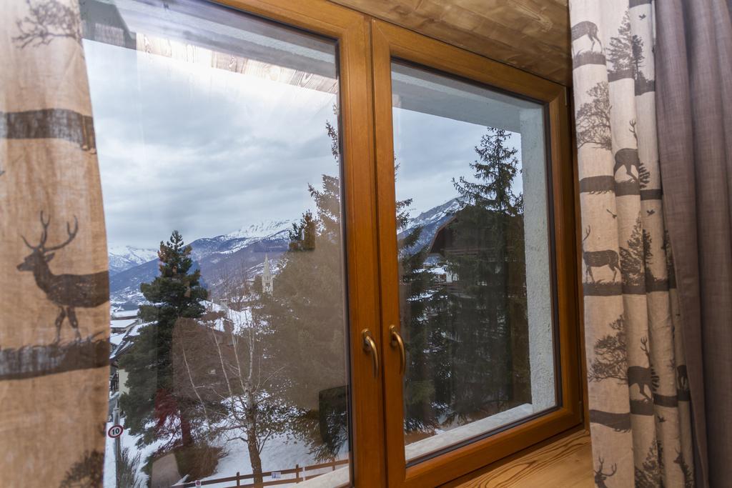 Hotel Sauze Oulx エクステリア 写真