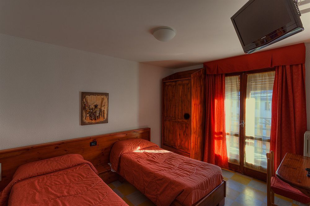 Hotel Sauze Oulx エクステリア 写真