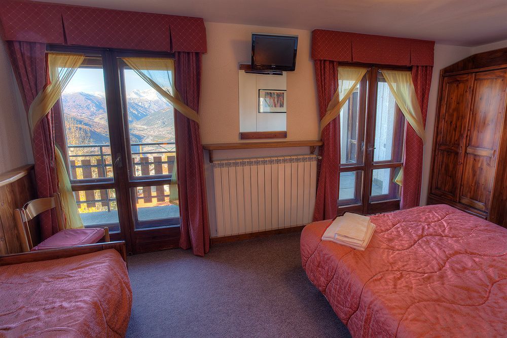 Hotel Sauze Oulx エクステリア 写真